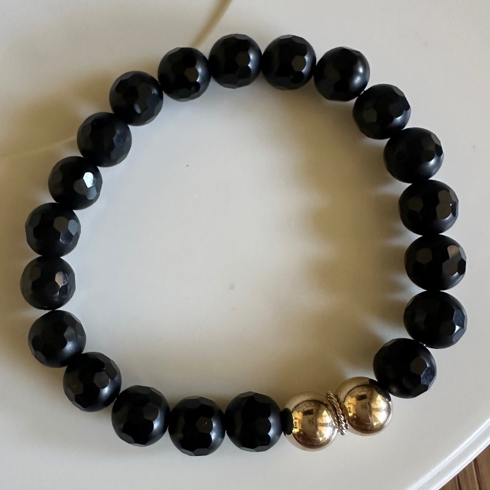 8mm Matte & Faceted Onyx Stretch Bracelet w/ 14k Gold Filled Spacers - Picture 4 of 7